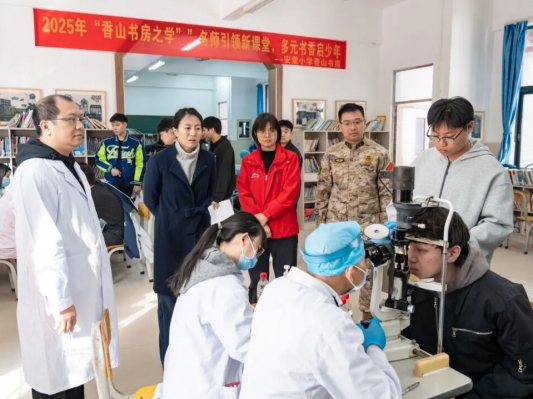 熱血應(yīng)征！大涌百余名青年參加征兵體檢